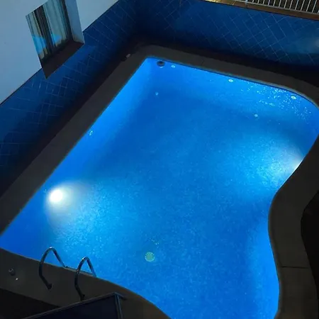 Rural La De Cigueenas Hotel