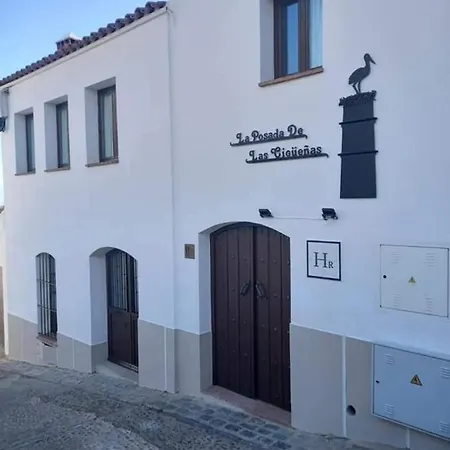 Rural La De Cigueenas Otel