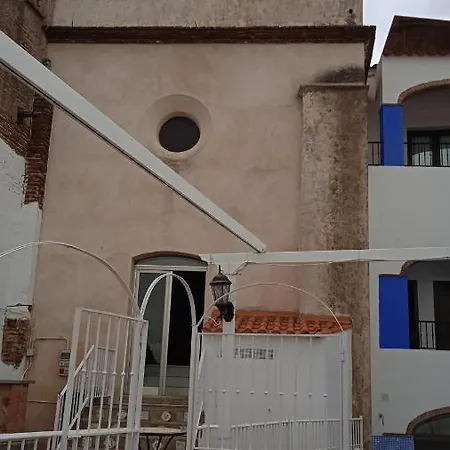 Rural La De Cigueenas 2*