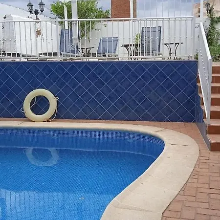 Hotel Rural La De Cigueenas