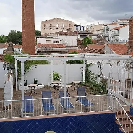 Hotel Rural La De Cigueenas 2*