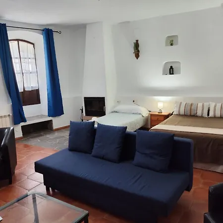 Rural La De Cigueenas Hotel Jerez De Los Caballeros