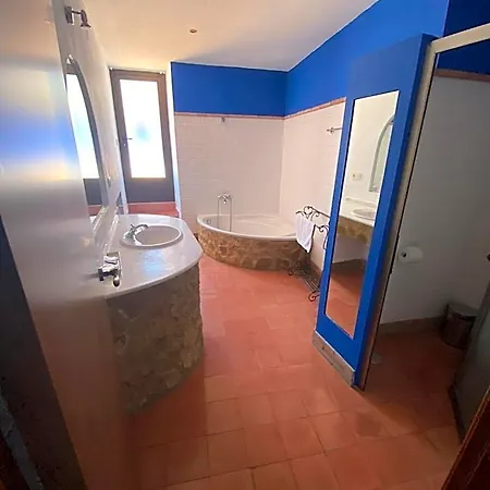 Otel Rural La De Cigueenas