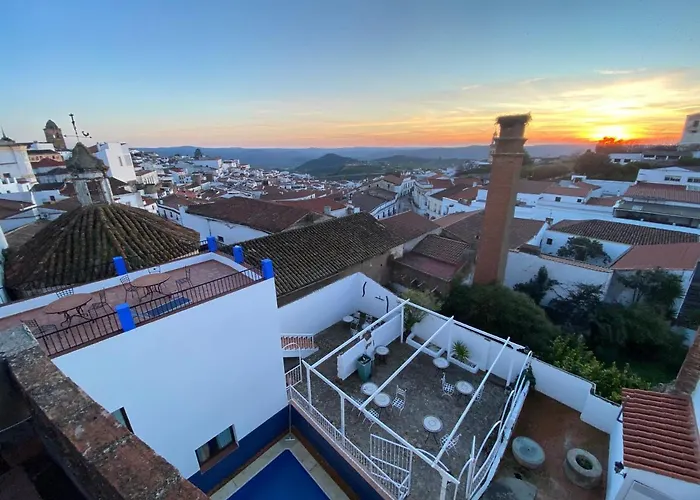 Rural La De Cigueenas Hotel 2*