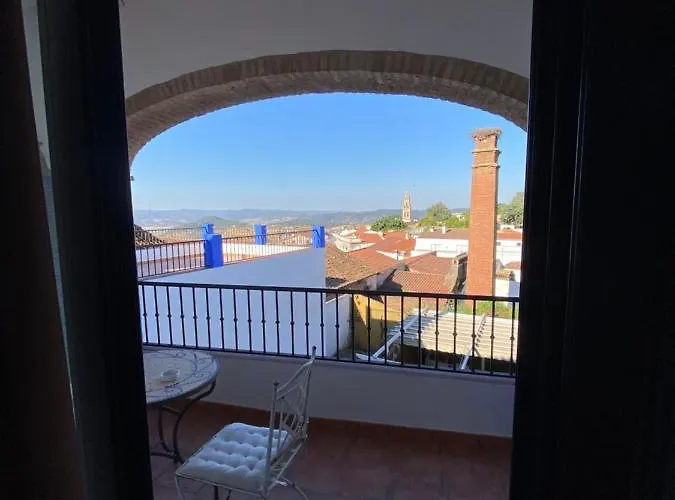 Hotel Rural La De Cigueenas