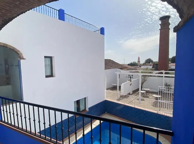 Hotel Rural La De Cigueenas 2*