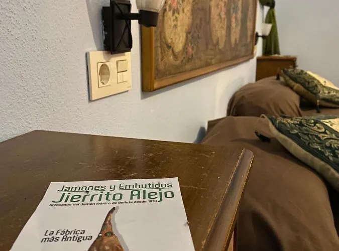 Rural La De Cigueenas Hotel