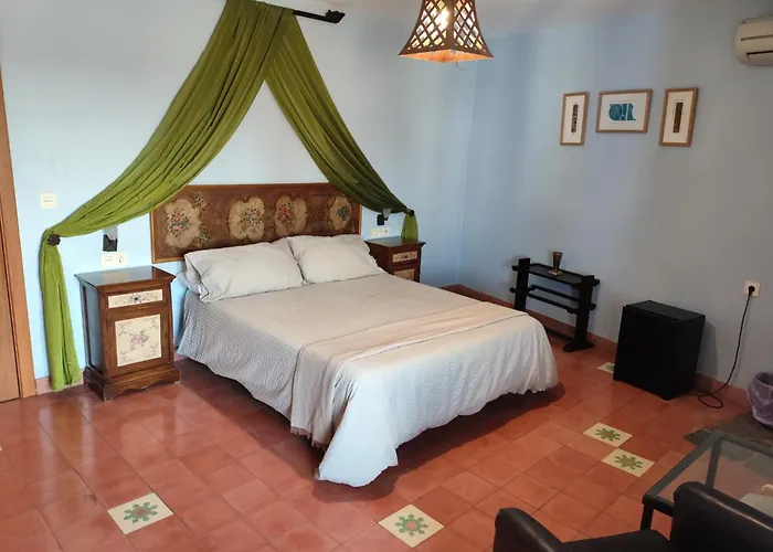 Rural La De Cigueenas Hotel 2*